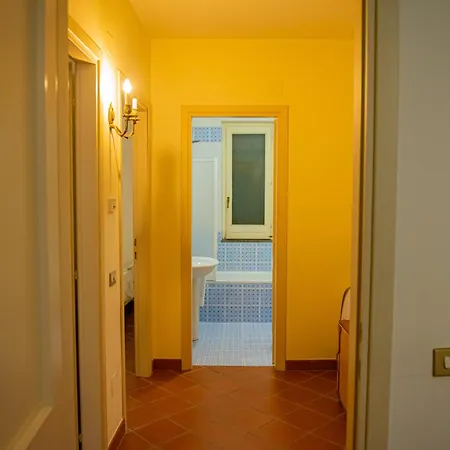 Aparthotel Artemide Luna